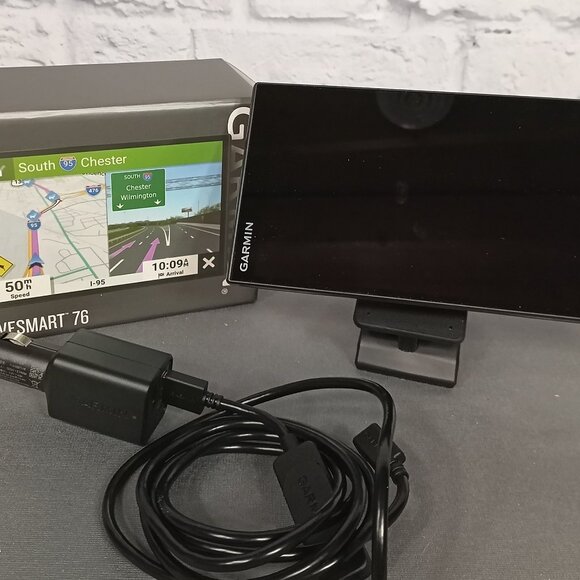 Garmin GPS DriveSmart 76 EX 7-inch Car Portable GPS Navigator with Voice Assist - Picture 1 of 11